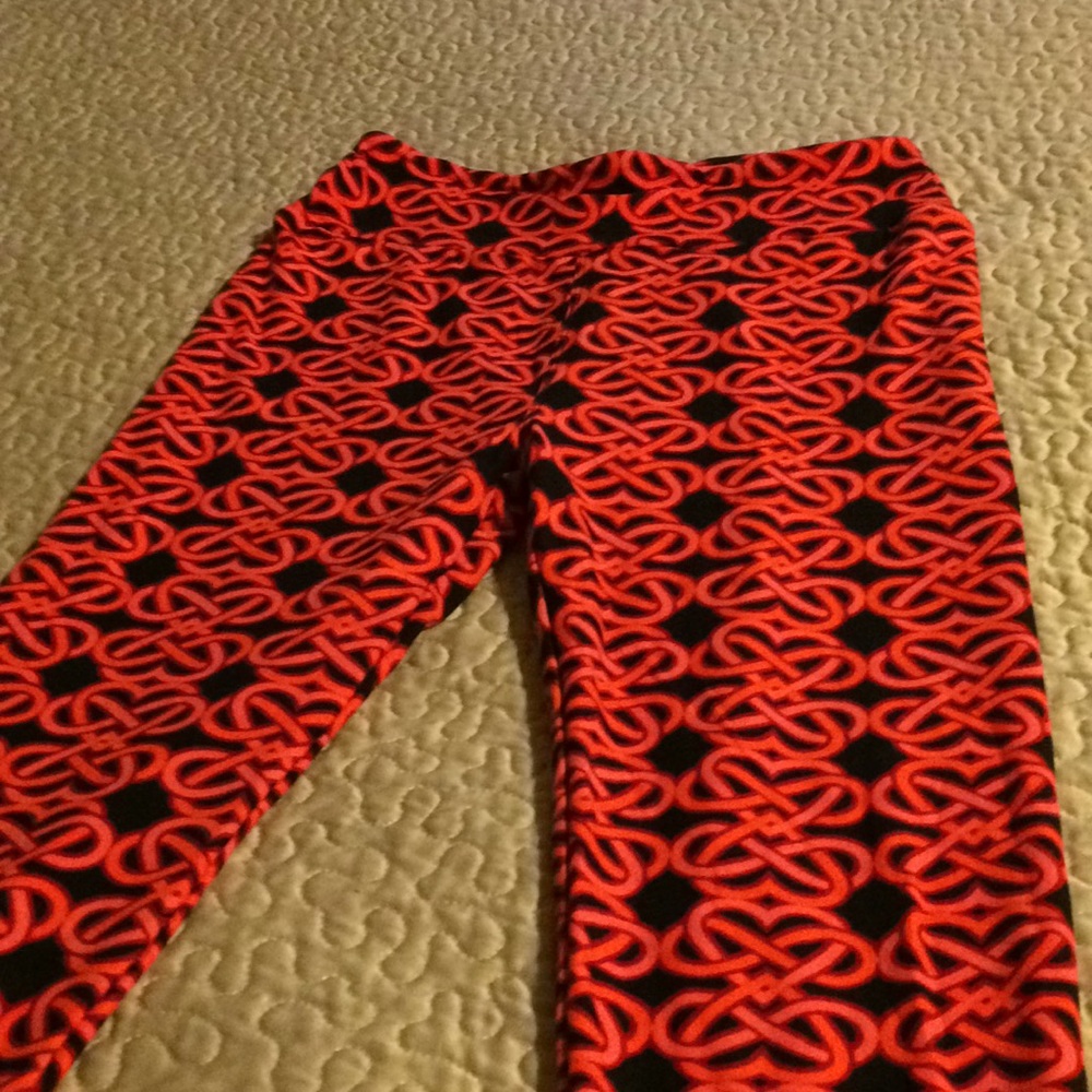 Lularoe Valentine Leggings OS